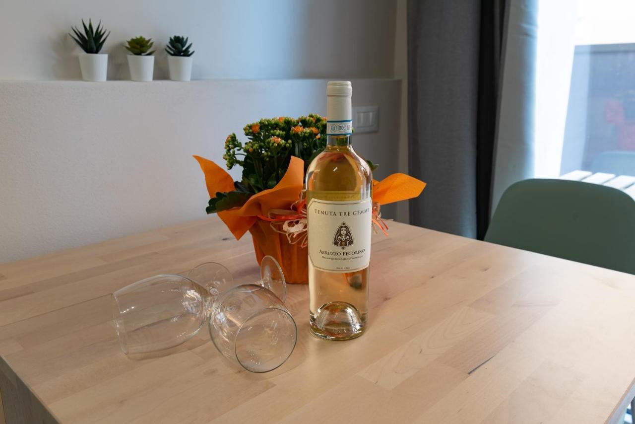 Tenuta Tre Gemme A Mare - Suite Salvia Pescara Kültér fotó